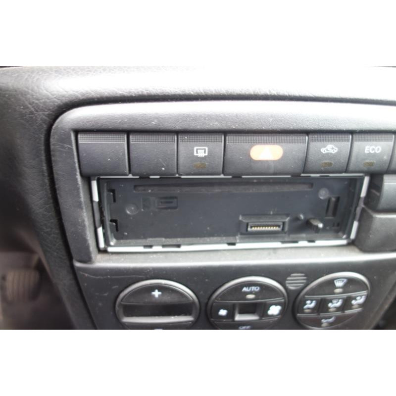 Porte avant droit OPEL VECTRA B Photo n°9