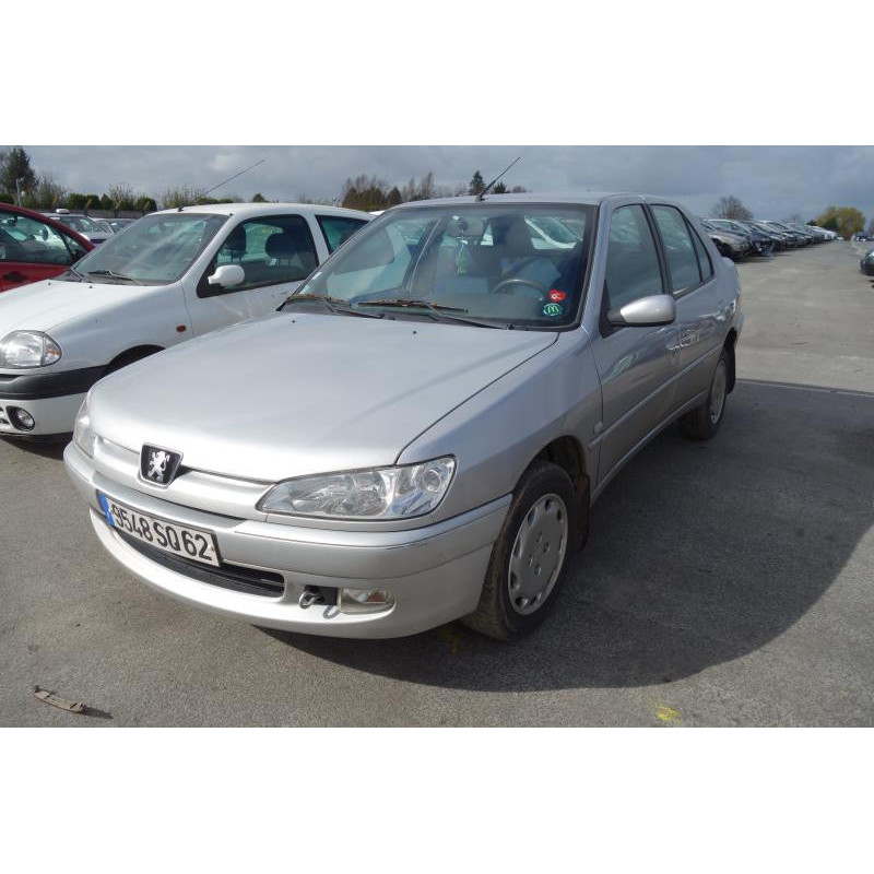 Malle/Hayon arriere PEUGEOT 306 Photo n°3