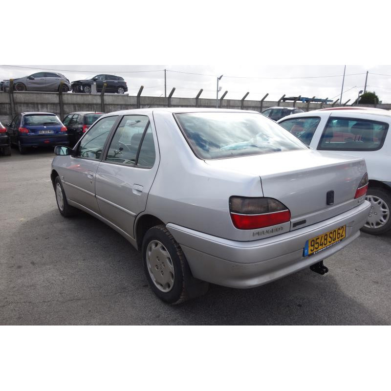 Malle/Hayon arriere PEUGEOT 306 Photo n°6