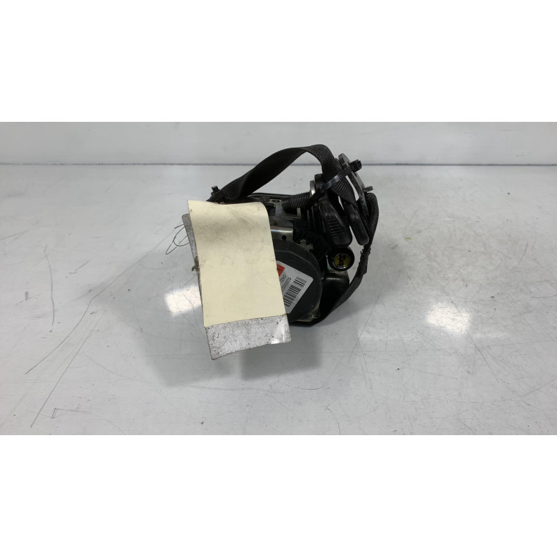Pretensionneur de ceinture arriere gauche MERCEDES CLASSE B 245 Photo n°1