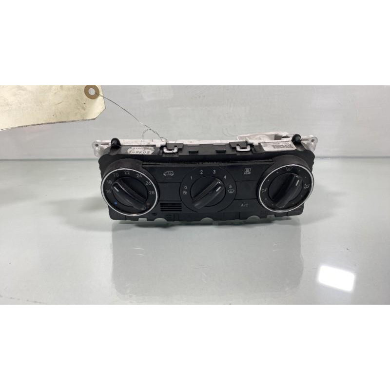 Commande chauffage MERCEDES CLASSE B 245 Photo n°3