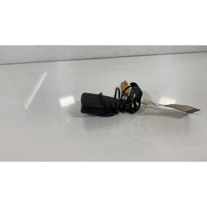 Attache ceinture arriere gauche VOLVO S 40 2 Photo n°2