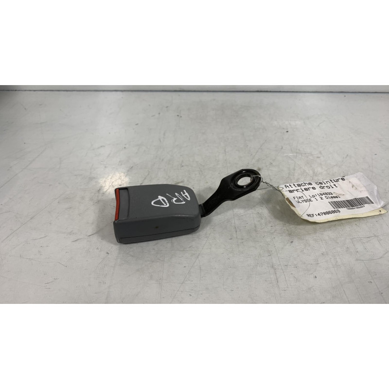 Attache ceinture arriere droit FIAT ULYSSE 1 Photo n°3