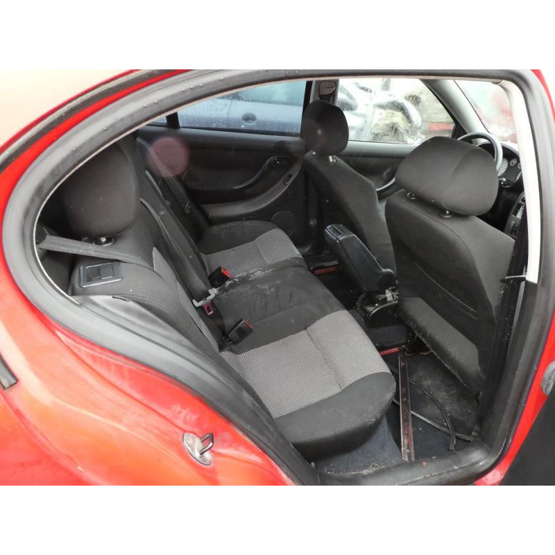 Attache ceinture avant droit SEAT LEON 1 Photo n°4