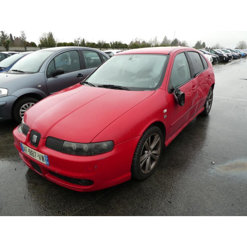 Attache ceinture avant droit SEAT LEON 1 Photo n°7