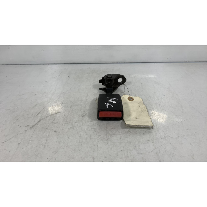 Attache ceinture arriere gauche PEUGEOT 407 Photo n°2