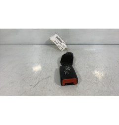 Attache ceinture arriere gauche NISSAN MICRA 3