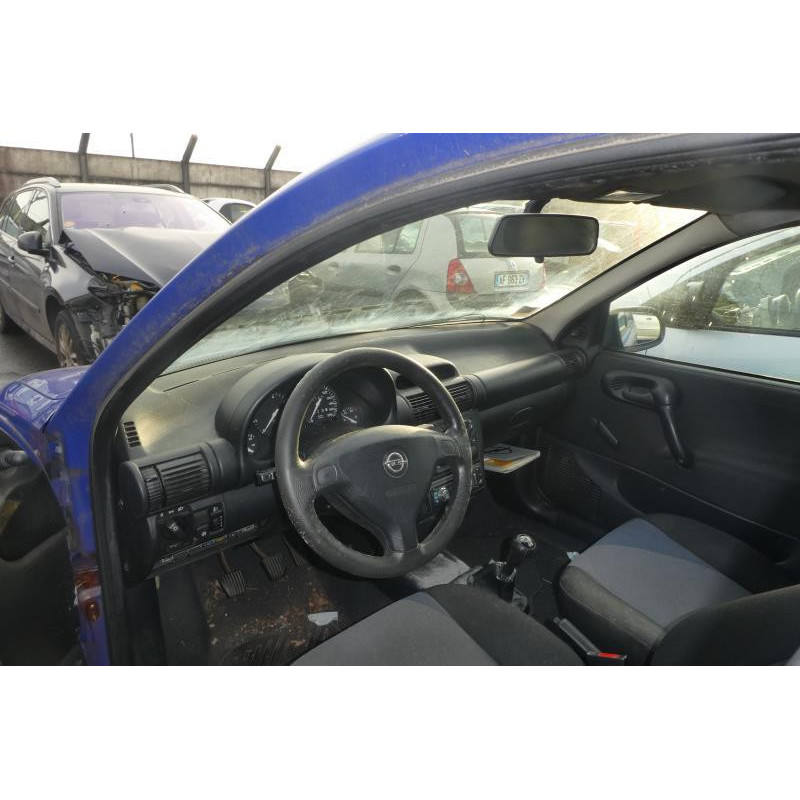 Porte arriere gauche OPEL CORSA B Photo n°8