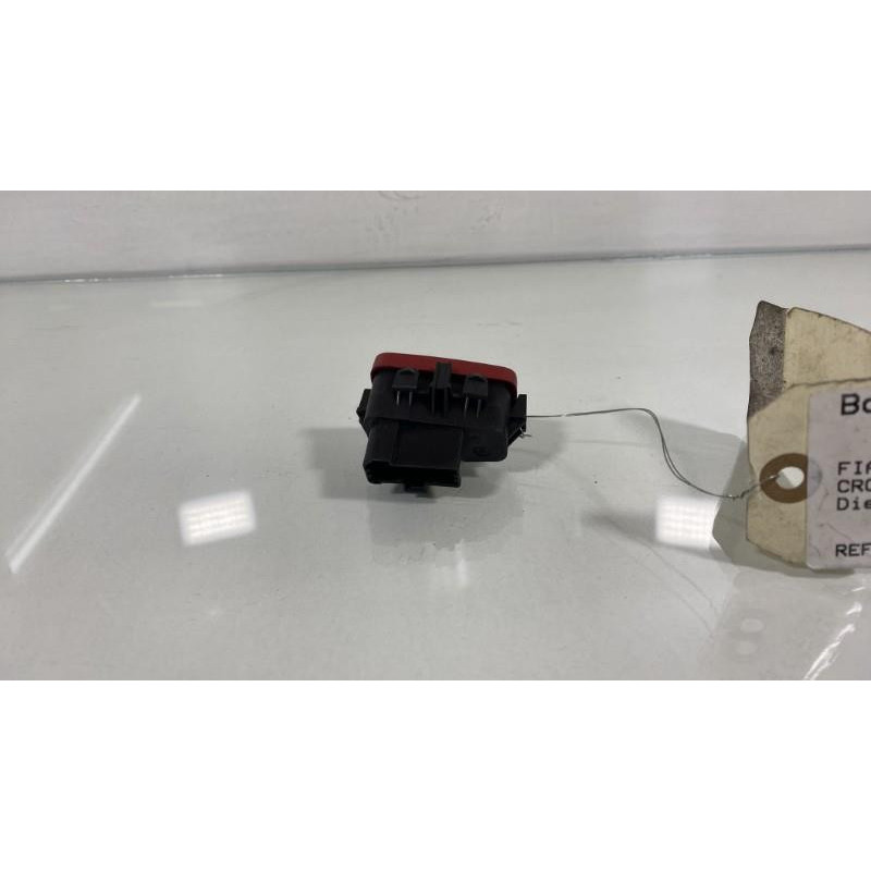 Bouton de warning FIAT CROMA 2 Photo n°2