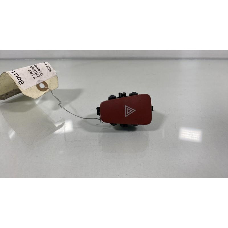Bouton de warning FIAT CROMA 2 Photo n°3