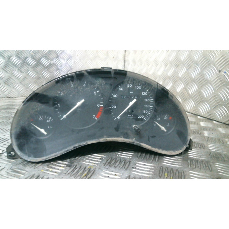 Compteur OPEL CORSA B Photo n°1