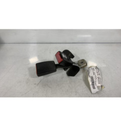 Attache ceinture arriere gauche AUDI A4 2