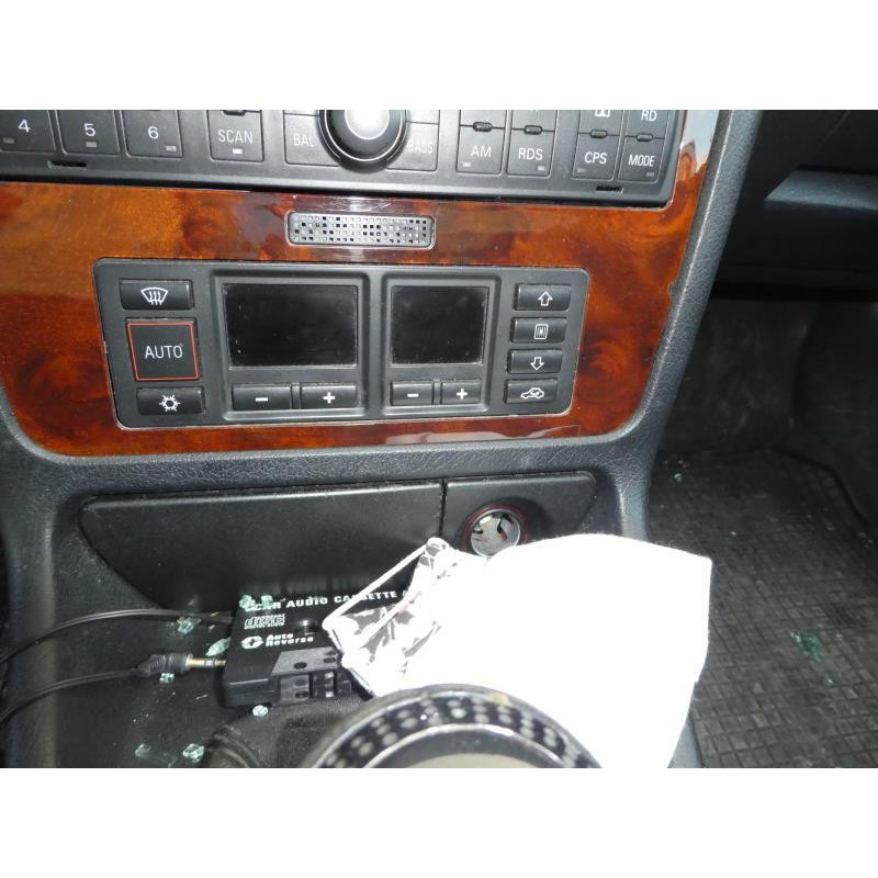 Porte arriere gauche AUDI A4 1 Photo n°7