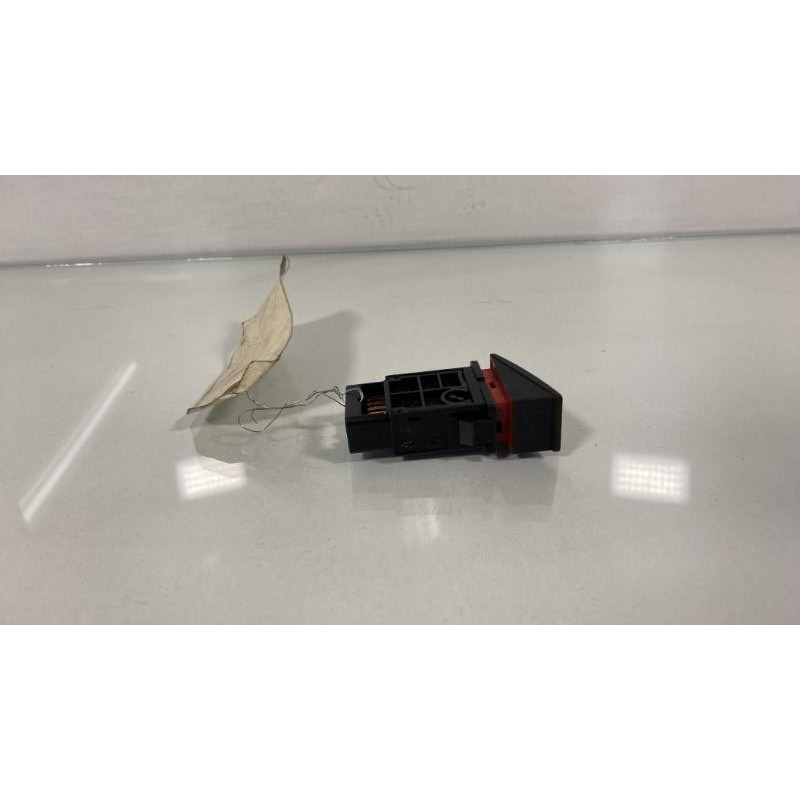 Bouton de warning HYUNDAI MATRIX Photo n°2