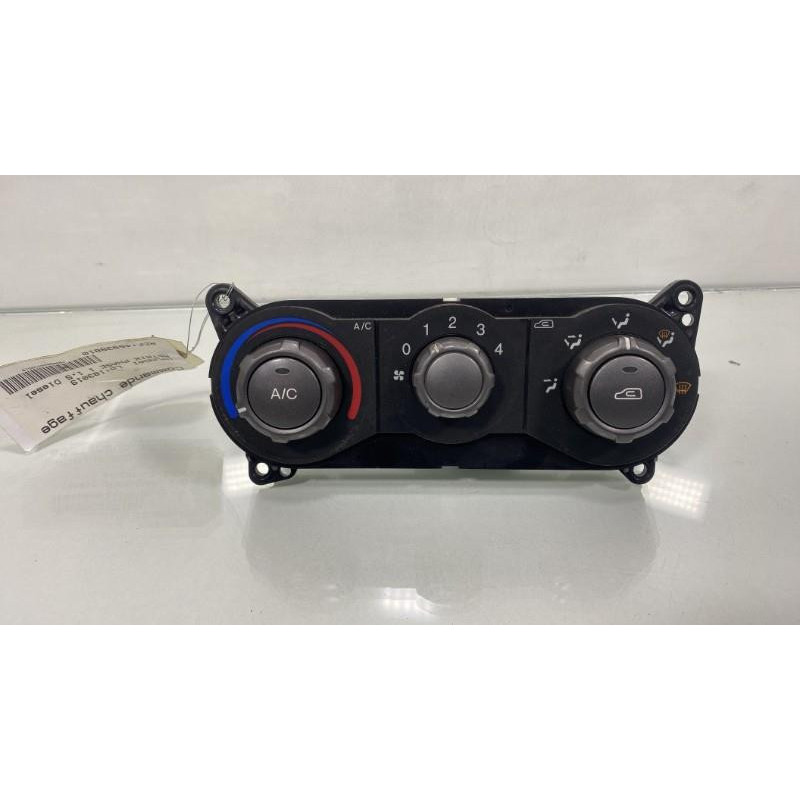 Commande chauffage HYUNDAI MATRIX Photo n°2