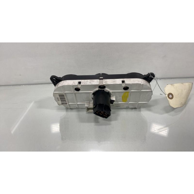 Commande chauffage HYUNDAI MATRIX Photo n°3