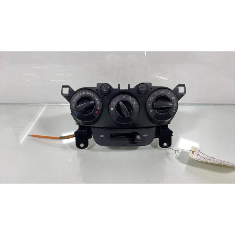 Commande chauffage MAZDA 2 2 Photo n°1
