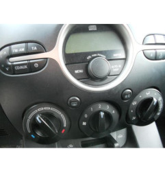 Compteur MAZDA 2 2