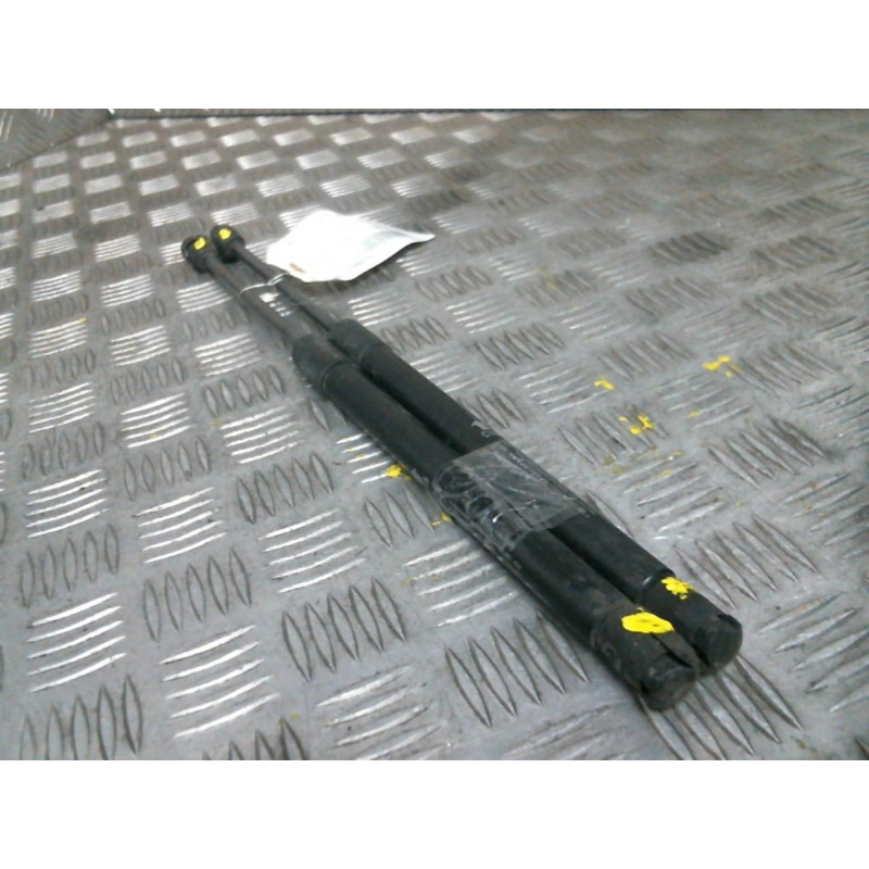Verin de capot OPEL ANTARA Photo n°1