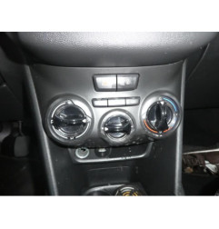 Levier de vitesses PEUGEOT 208 1