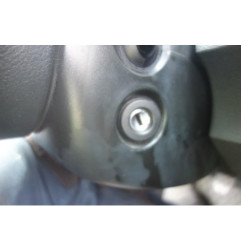 Pretensionneur de ceinture avant gauche VOLKSWAGEN GOLF 5