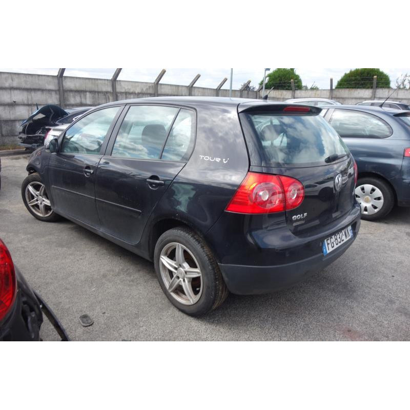 Pretensionneur de ceinture avant gauche VOLKSWAGEN GOLF 5 Photo n°9