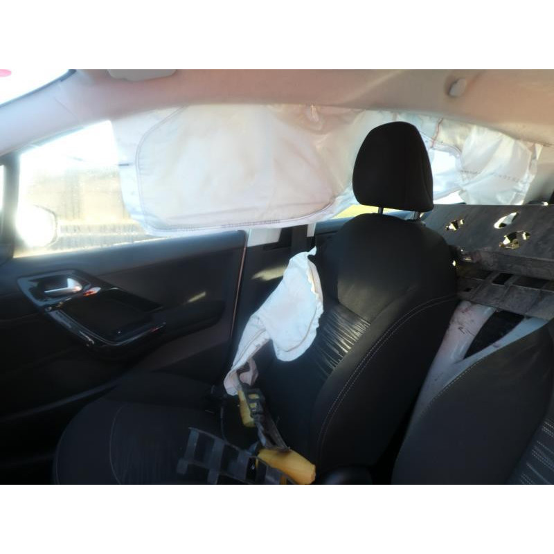Interrupteur de leve vitre avant gauche PEUGEOT 208 1 Photo n°7