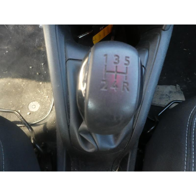 Interrupteur de leve vitre avant gauche PEUGEOT 208 1 Photo n°9