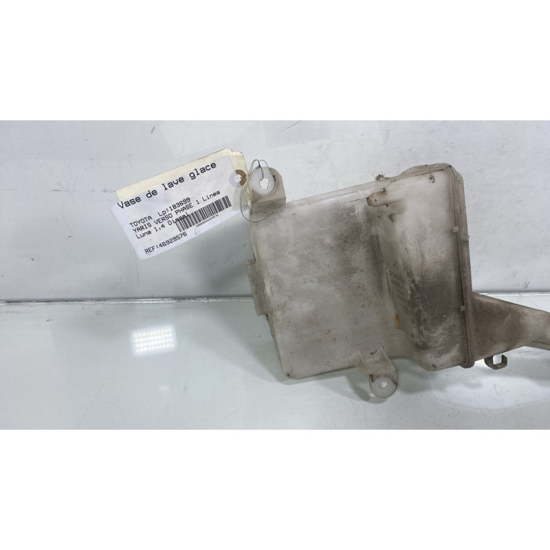 Vase de lave glace TOYOTA YARIS VERSO Photo n°2