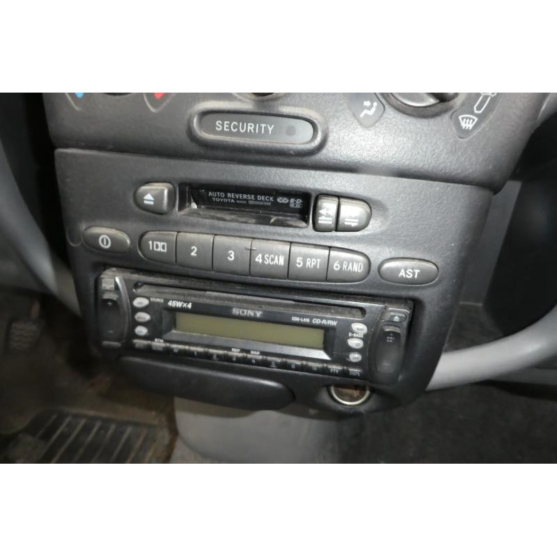Vase de lave glace TOYOTA YARIS VERSO Photo n°10