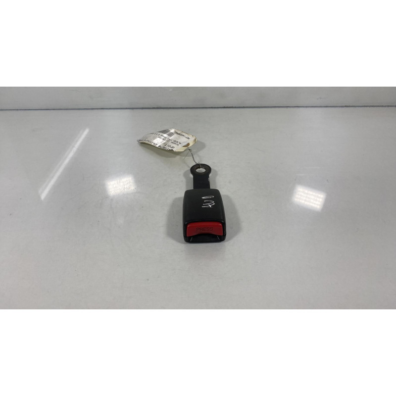 Attache ceinture avant droit NISSAN ALMERA TINO Photo n°3
