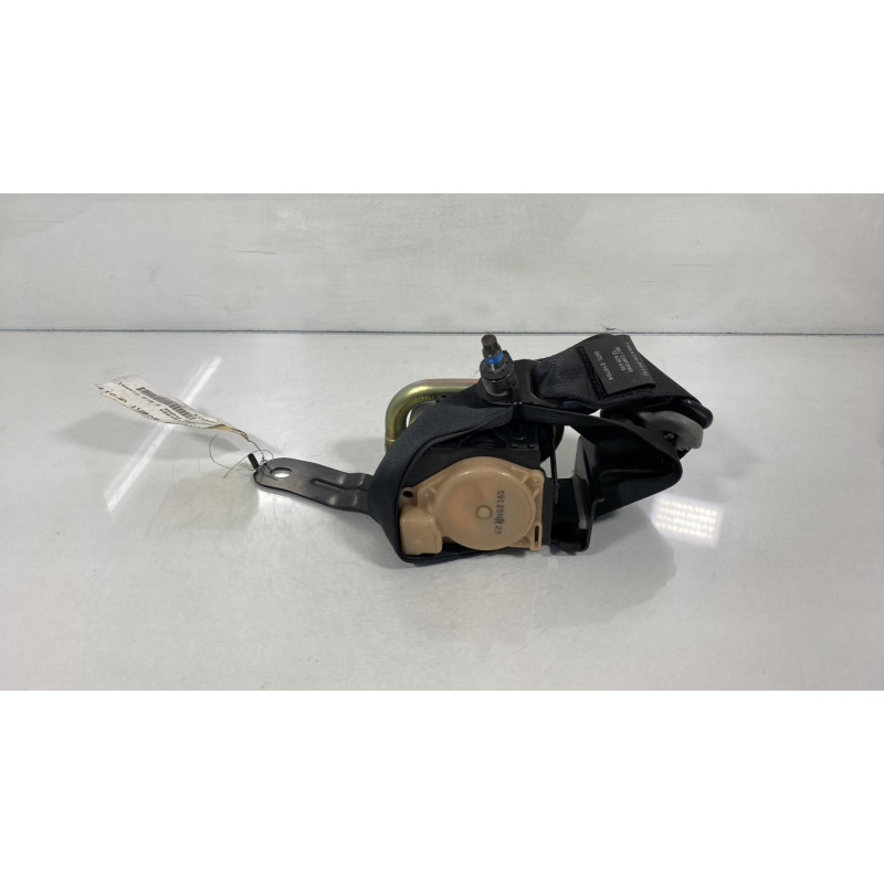 Pretensionneur de ceinture avant droit NISSAN ALMERA TINO Photo n°1
