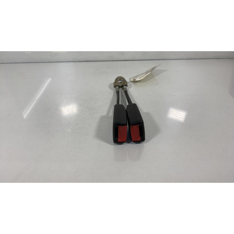 Attache ceinture arriere gauche SEAT LEON 1 Photo n°3