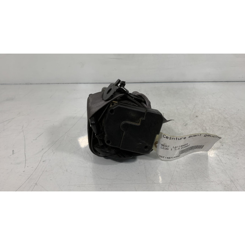 Pretensionneur de ceinture avant gauche SEAT LEON 1 Photo n°1