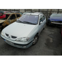 Ceinture arriere centrale RENAULT MEGANE 1