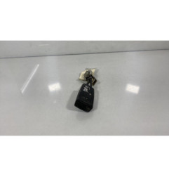 Attache ceinture arriere droit VOLVO 740