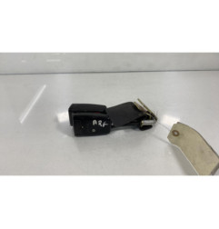 Attache ceinture arriere gauche VOLVO 740