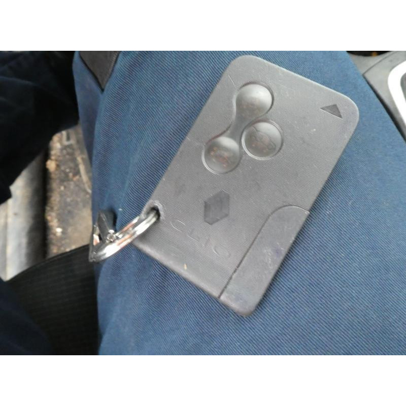 Ecran GPS RENAULT CLIO 3 Photo n°11