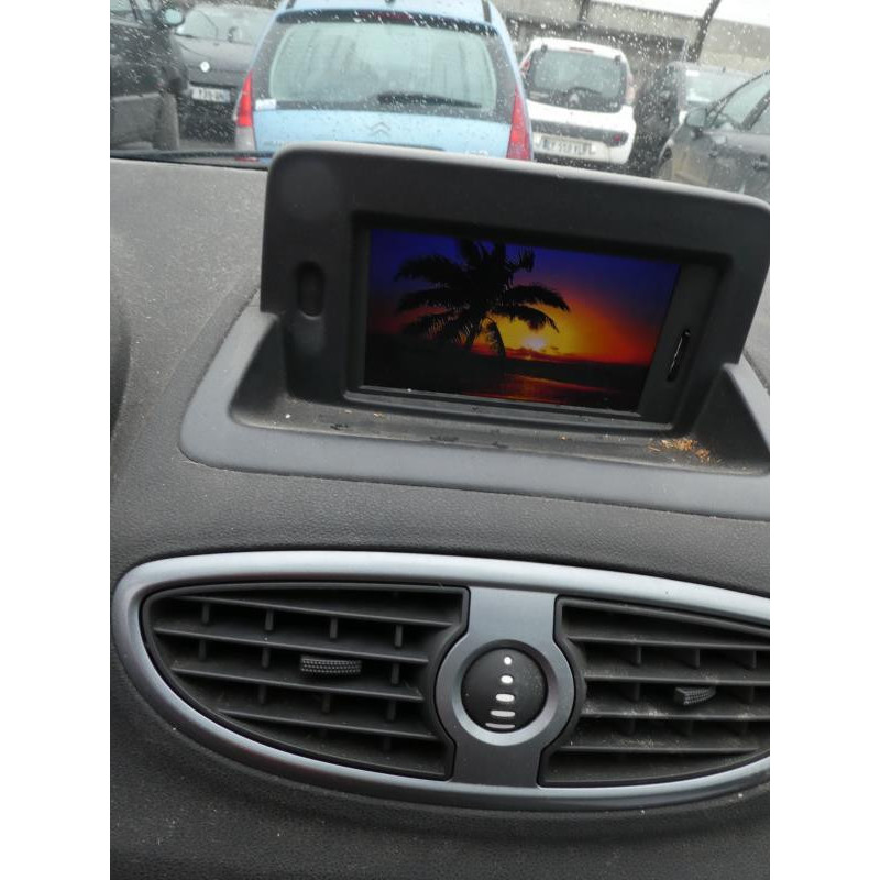 Ecran GPS RENAULT CLIO 3 Photo n°14