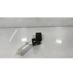 Attache ceinture arriere gauche PEUGEOT 207