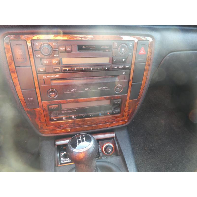 Pretensionneur de ceinture avant gauche VOLKSWAGEN PASSAT 4 Photo n°7