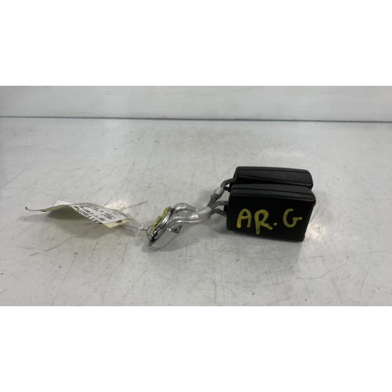 Attache ceinture arriere gauche SEAT LEON 2 Photo n°2