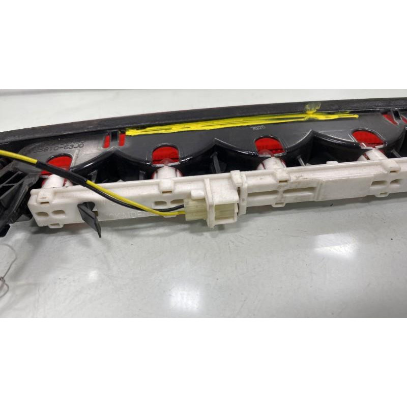 Feu arriere stop central SUZUKI SX4 2 S-CROSS Photo n°2
