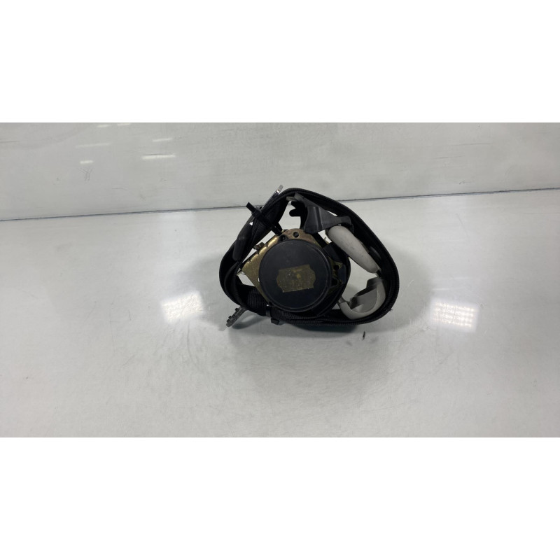 Ceinture arriere gauche VOLKSWAGEN GOLF 4 Photo n°2