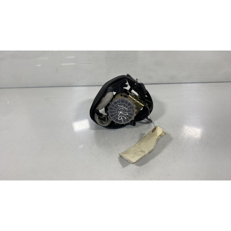 Ceinture arriere gauche VOLKSWAGEN GOLF 4 Photo n°3