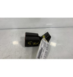 Attache ceinture arriere centrale OPEL INSIGNIA 1
