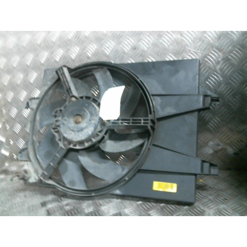 Moto ventilateur radiateur FORD FIESTA 5 Photo n°3