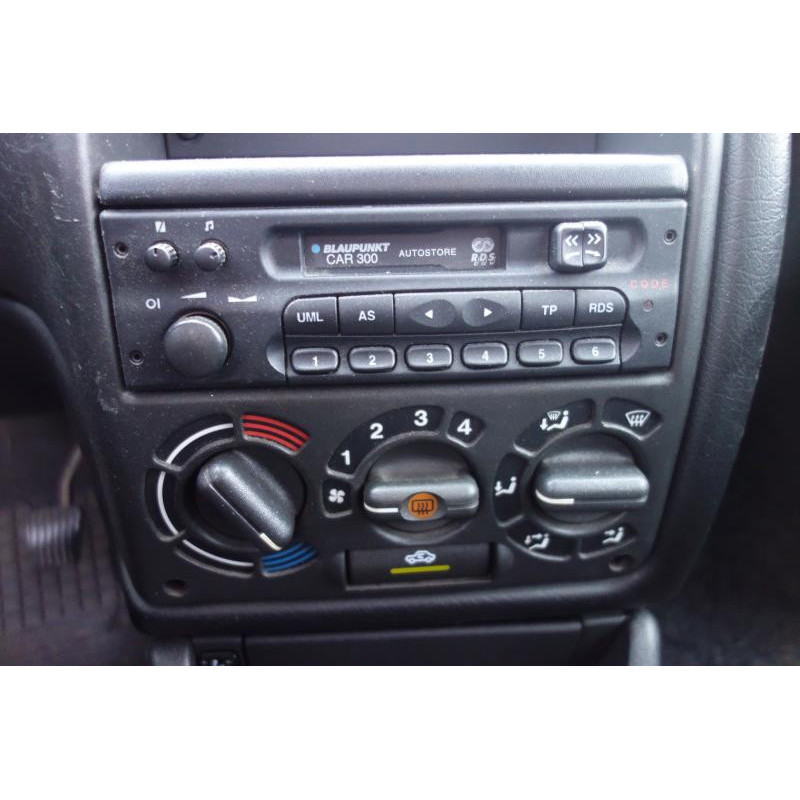 Porte avant gauche OPEL ASTRA F Photo n°9