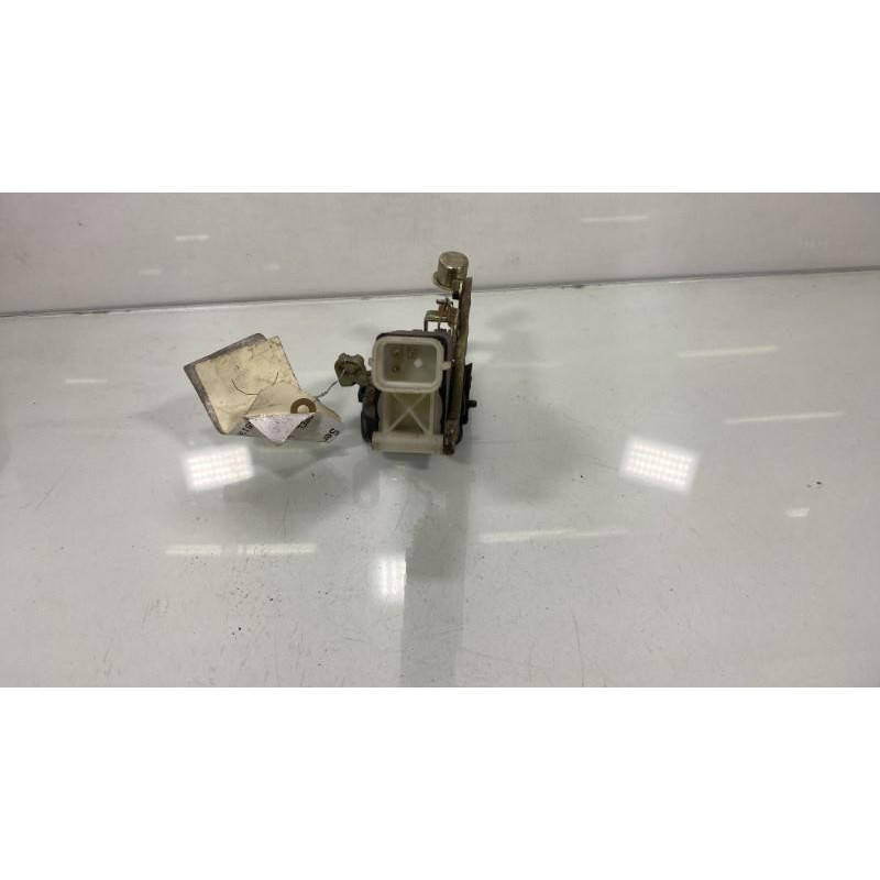 Serrure arriere droit OPEL ASTRA F Photo n°1