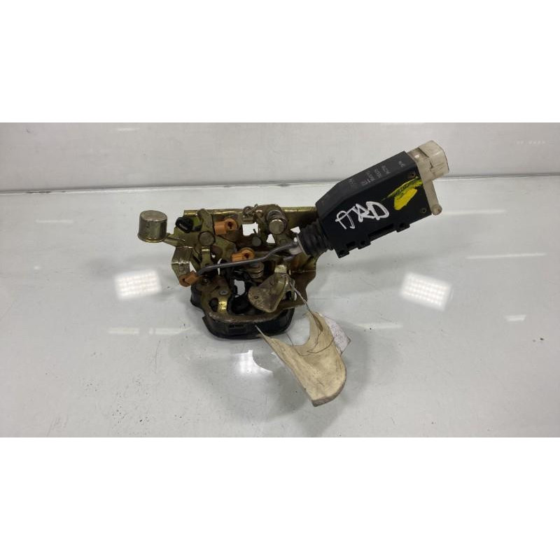 Serrure arriere droit OPEL ASTRA F Photo n°2